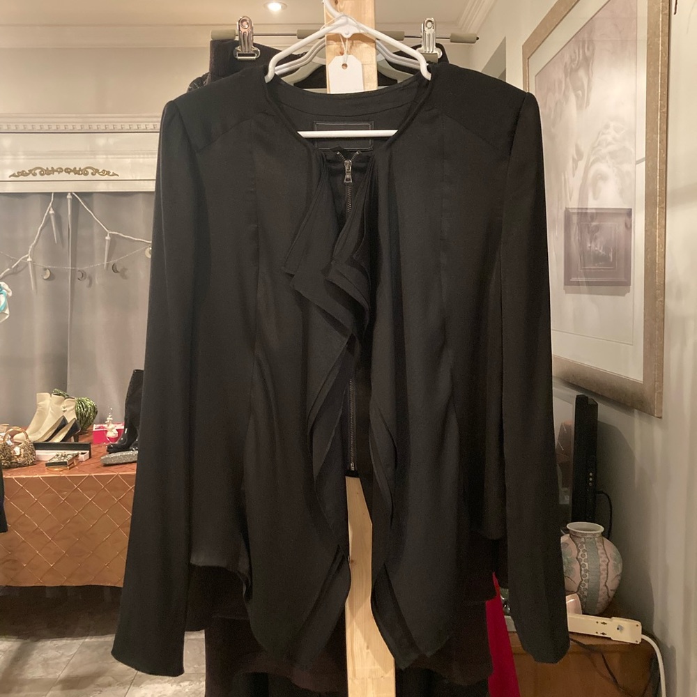 BCBGMaxAzria Size L Black Draped Front Top with Zipper